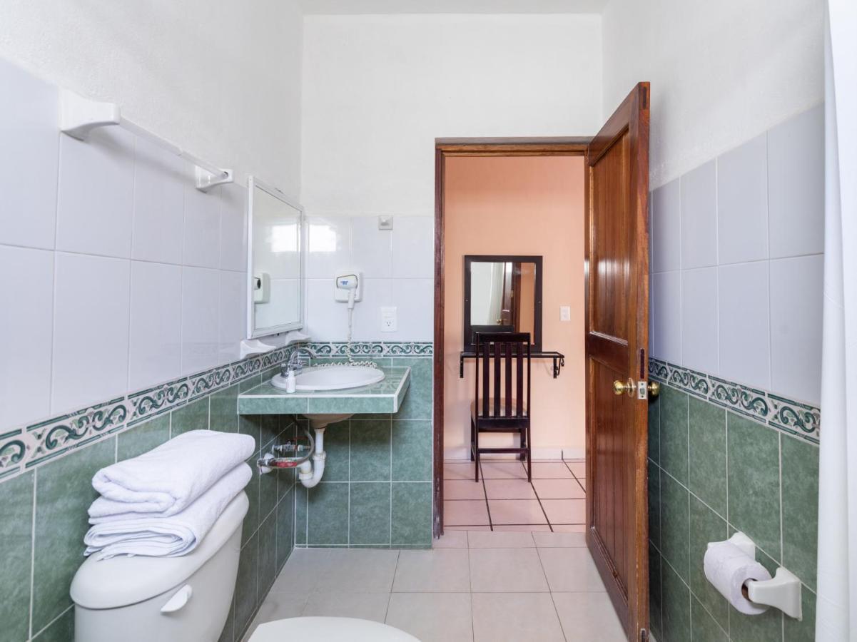 Hotel Costa Azul Chetumal Exteriör bild